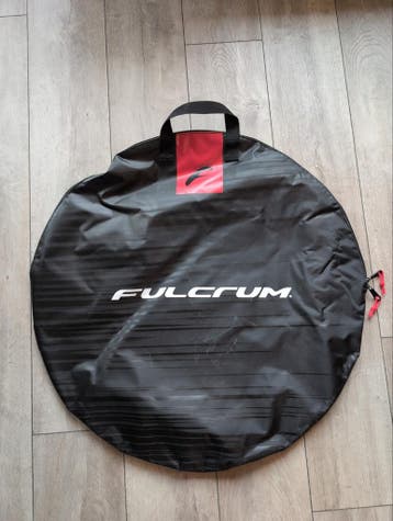2 gratis fulcrum wieltassen voor racefiets