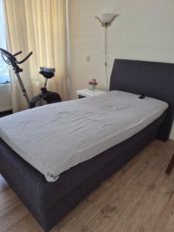 Elektrische boxspring 1 persoon kleur donker grijs