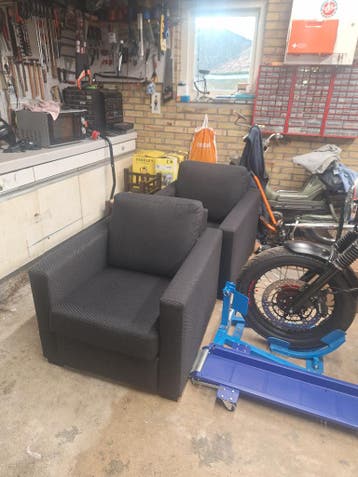 fauteuils 2 stuks  GRATIS