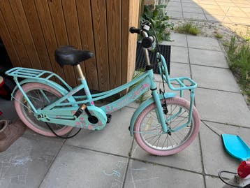 Meisjesfiets, moet gerepareerd worden, gratis op te halen
