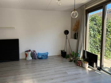 GRATIS zsm klik laminaatvloer (70-80 m2) zelf verwijderen
