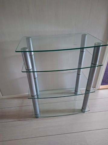 Glazen tv tafel