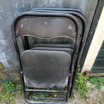 Set van 3 zwarte klapstoelen gratis ophalen
