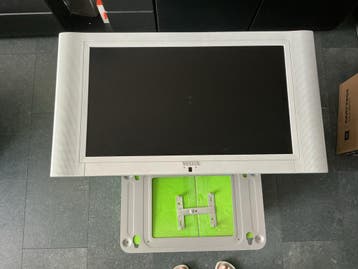 Vestel TV 68 cm beelddiagonaal