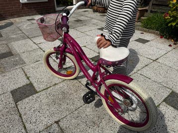 Amigo Kinderfiets 16 inch - Roze met mandje