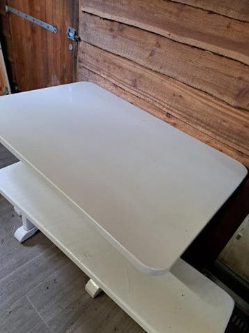 3 eetkamertafel. gratis op te halen