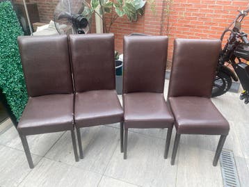 Stoelen bruin