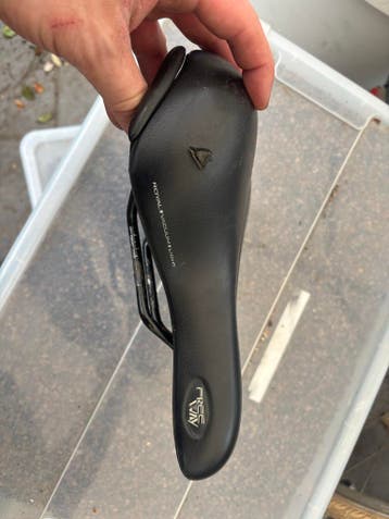 Gratis Selle Royal Vacuum Light Zadel.