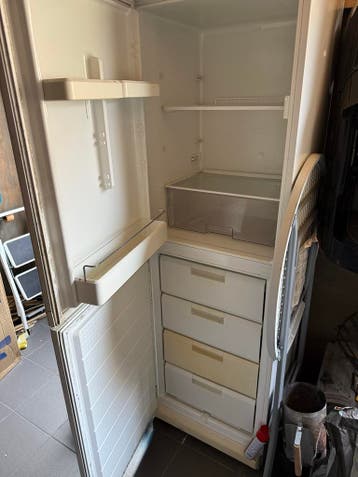 Oude Vries-koelcombinatie Koelkast - Functioneel