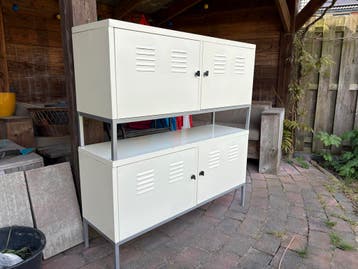 1x witte Ikea locker kasten (industriele look)