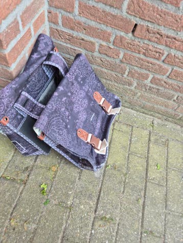 Basil Fietstas - Waterdicht en Stevig