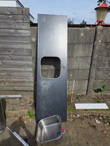 Gratis aanrechtblad met spoelbak
