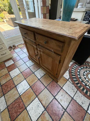 Houten kast gratis