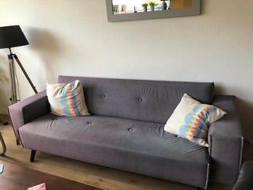 Bank gratis 2 1/2 zits voor hok-keet