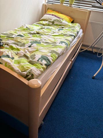 Eenpersoonsbed met opberglades - Hout