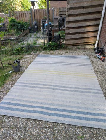 Buitenkleed gratis af te halen