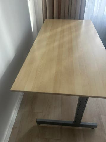Bureau gratis op te halen!