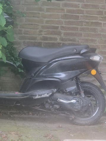 Piaggio fly