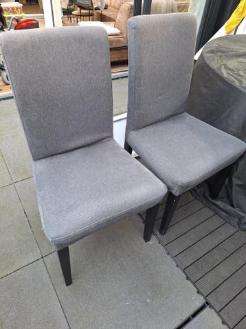 Gratis 2 stoelen
