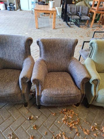 Comfortabele fauteuil met lichte gebruikssporen