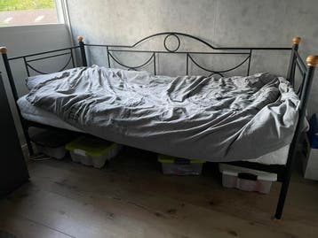 Gratis!! 1 persoonsbed