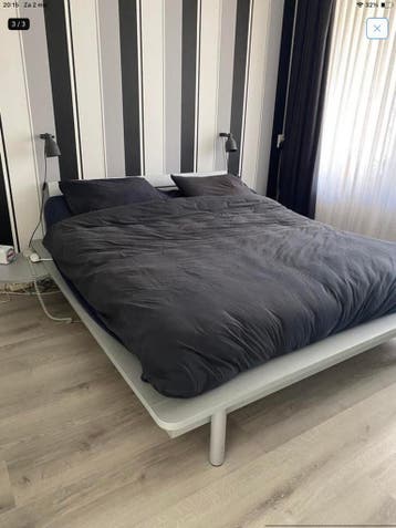 Tweepersoonsbed 180x200 met 2 elektrische bodems