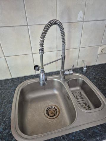 Gratis spoelbak + kraan (met uittrekbare spoelkop)
