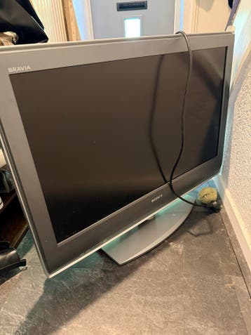 Sony Bravia LCD TV