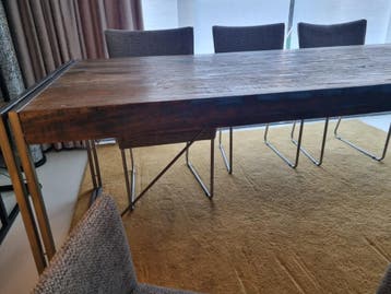 Mooie houten tafel met speelse kleur effecten (230x100)