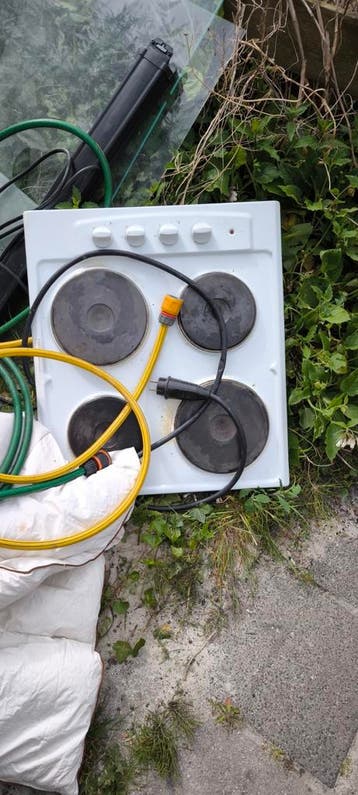 Gratis goedwerkende kookplaat op te halen in Groningen!