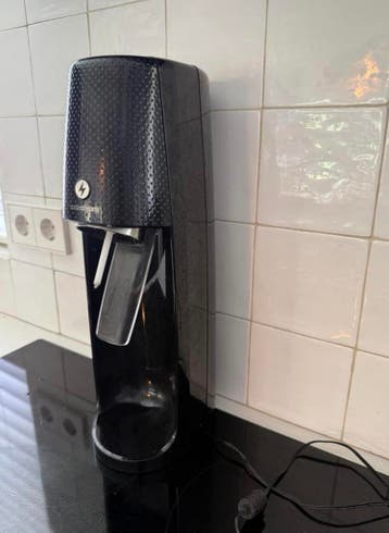 Gratis: Sodastream bruiswaterapparaat - Zwart
