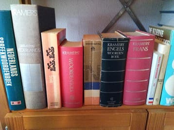 Diverse Woordenboeken en Encyclopedieën Collectie