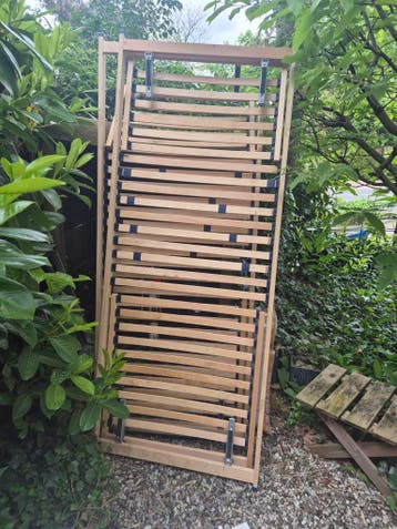 GRATIS af te halen: 2x lattenbodem verstelbaar 80x200 cm