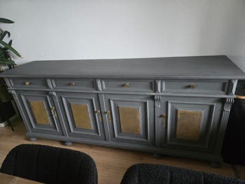 Eikenhouten dressoir kast - Grijs met goud accenten