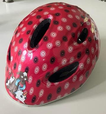 Roze kinderfietshelm met bloemen en dieren, maat S