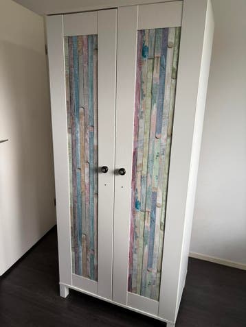 Kledingkast kind wit - gratis af te halen
