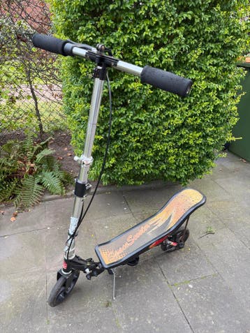 Space Scooter - Gebruikt
