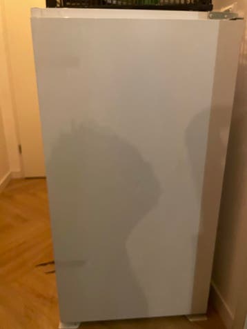Voor een kratje bier; inbouw koelkast met bijpassende kast
