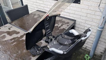 Fietsstoeltje voorop de fiets