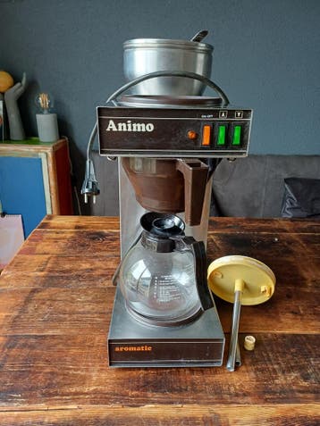 Defecte Animo B100 koffiezetapparaat voor onderdelen