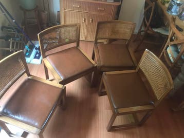 Gratis 4 retro eettafel stoelen jaren 60