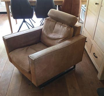 GRATIS comfortabele suède fauteuil