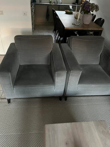 2mooie stoelen