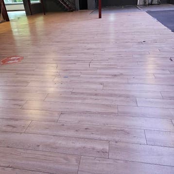 Laminaat 1000 m2 gratis af te halen in Weesp