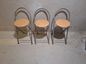 3 Krukken - Inklapbaar - Houten zitting en Metalen Frame