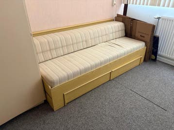 Bedbank met 2 lades, plus nachtkastje