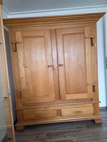 Massief eikenhouten dressoir met spiegel