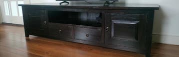 Gratis koloniale tv/audio kast 170x50x50