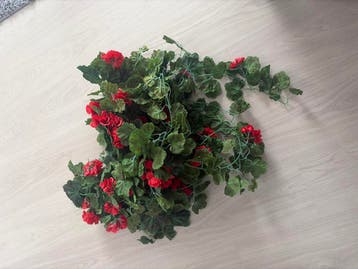 GRATIS! Kunstplant met Rode Bloemen - Realistisch & Onderhou