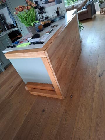 Gratis af te halen: teak tafel